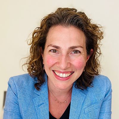 La kulan Maamulaha: Freya Schirmacher